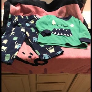 Cute Monster pajamas!!